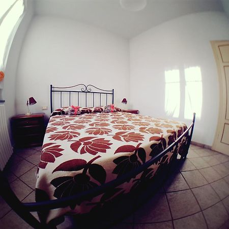 Villa Evillia Lucca Bagian luar foto